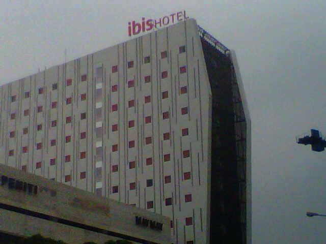 hotel-ibis-serpong-1.jpg